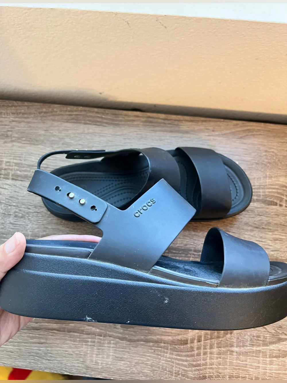 CROCS Brooklyn Sandal W10